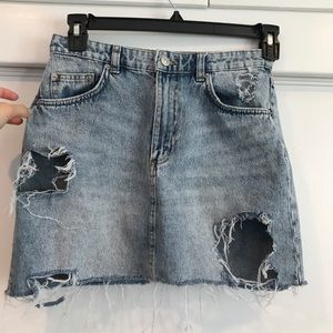 H&M Distressed Light Denim Skirt